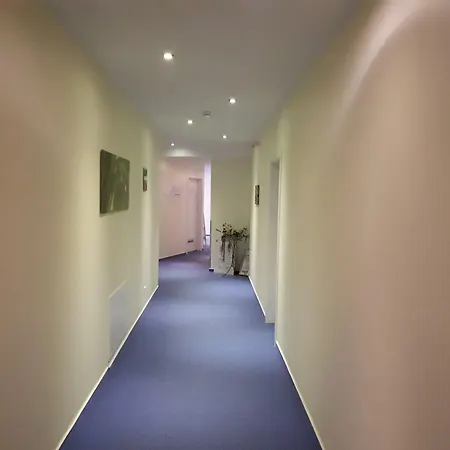 Landgasthof Ratz 酒店 2*