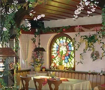 Landgasthof Ratz Otel Rheinau